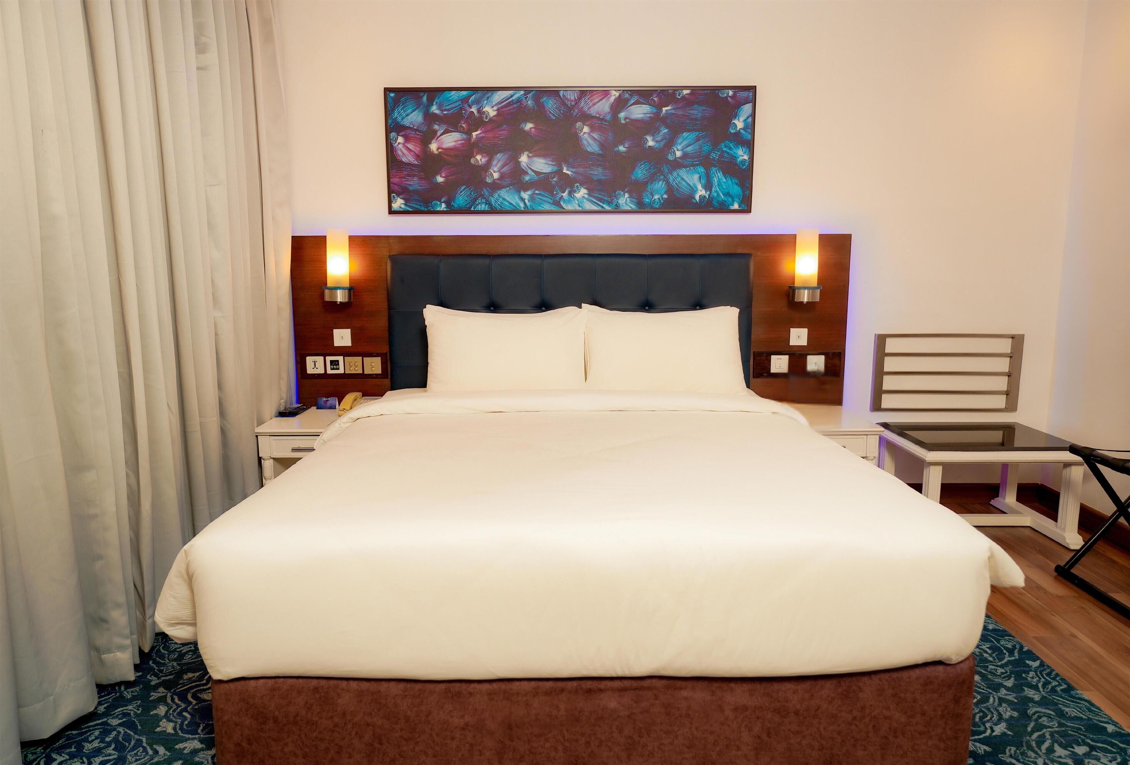 Premium bedding, minibar, in-room safe, desk