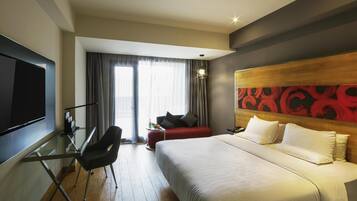 Minibar, in-room safe, desk, soundproofing