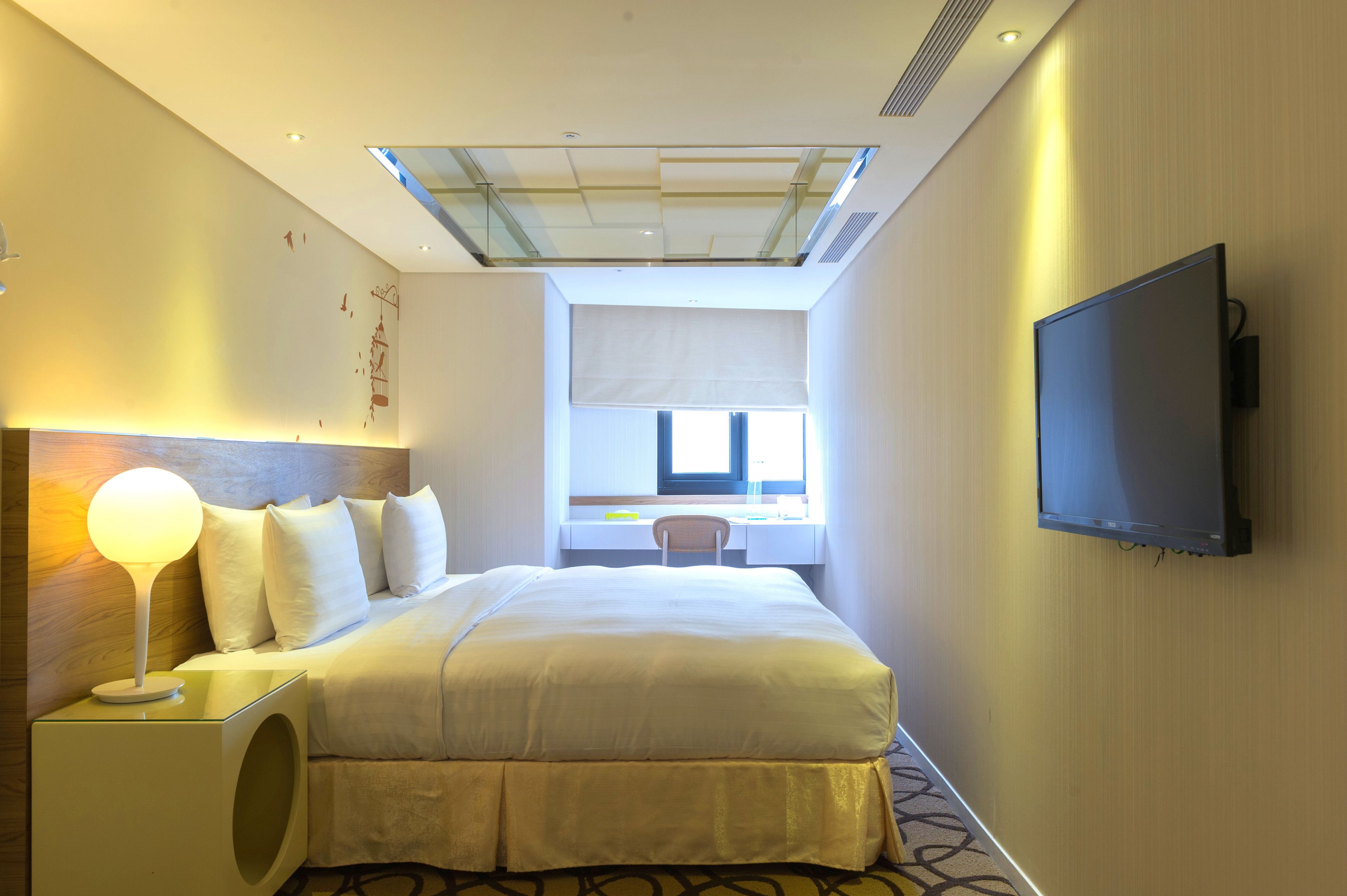 Superior Double Room | Down duvets, in-room safe, desk, iron/ironing board (on request)