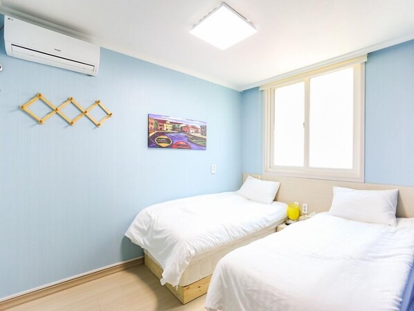 Twin Room | Free WiFi - Beluga Guest House - Hostel (Yeosu)