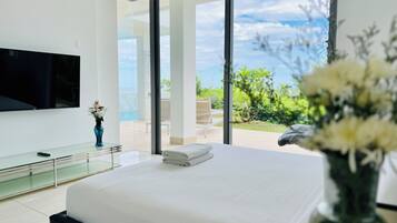 Villa Familiale, 3 chambres, piscine privĂ©e, vue mer | Vue sur la plage/lâocĂ©an