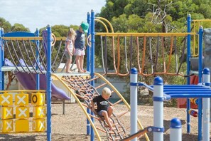 Außen-Kinderspielplatz