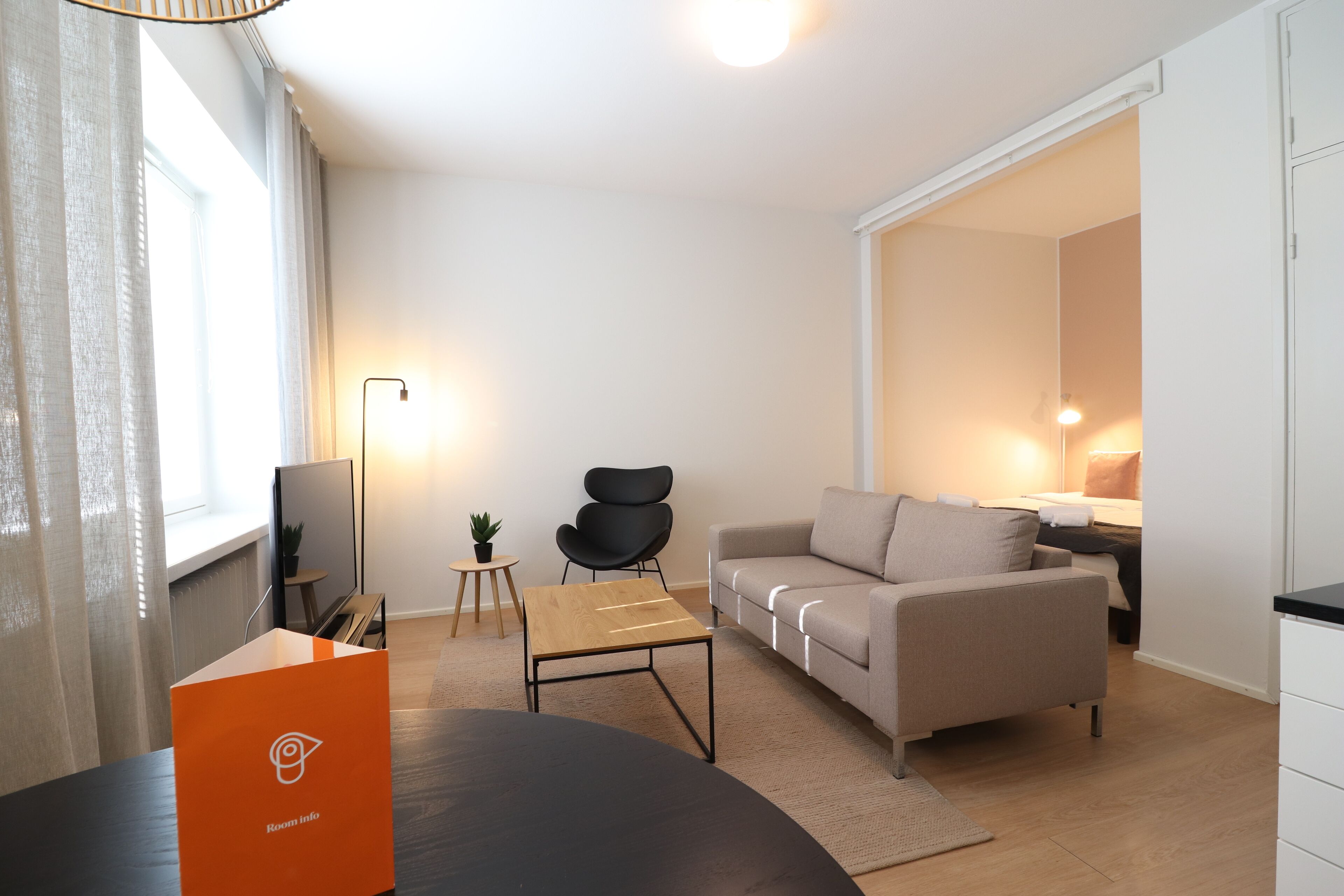City Studio | Living area | Flat-screen TV, DVD player