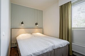 Desk, iron/ironing board, free WiFi, bed sheets - Forenom Serviced Apartments Espoo Tapiola (Espoo)
