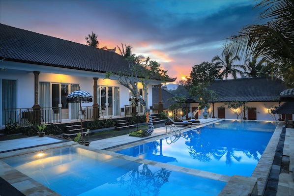 Indoor pool, outdoor pool, pool loungers