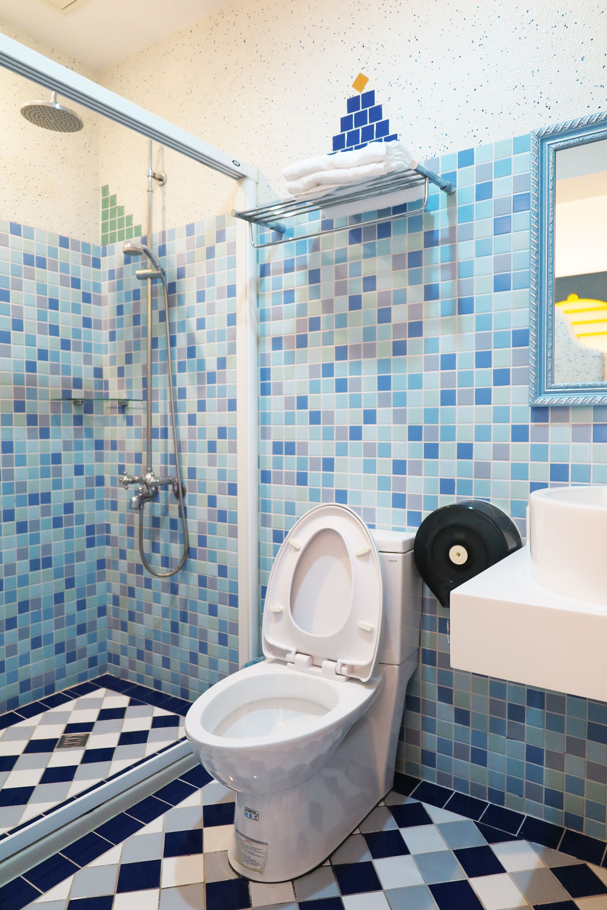 double room, no windows (502) | bathroom | free toiletries, hair dryer, slippers