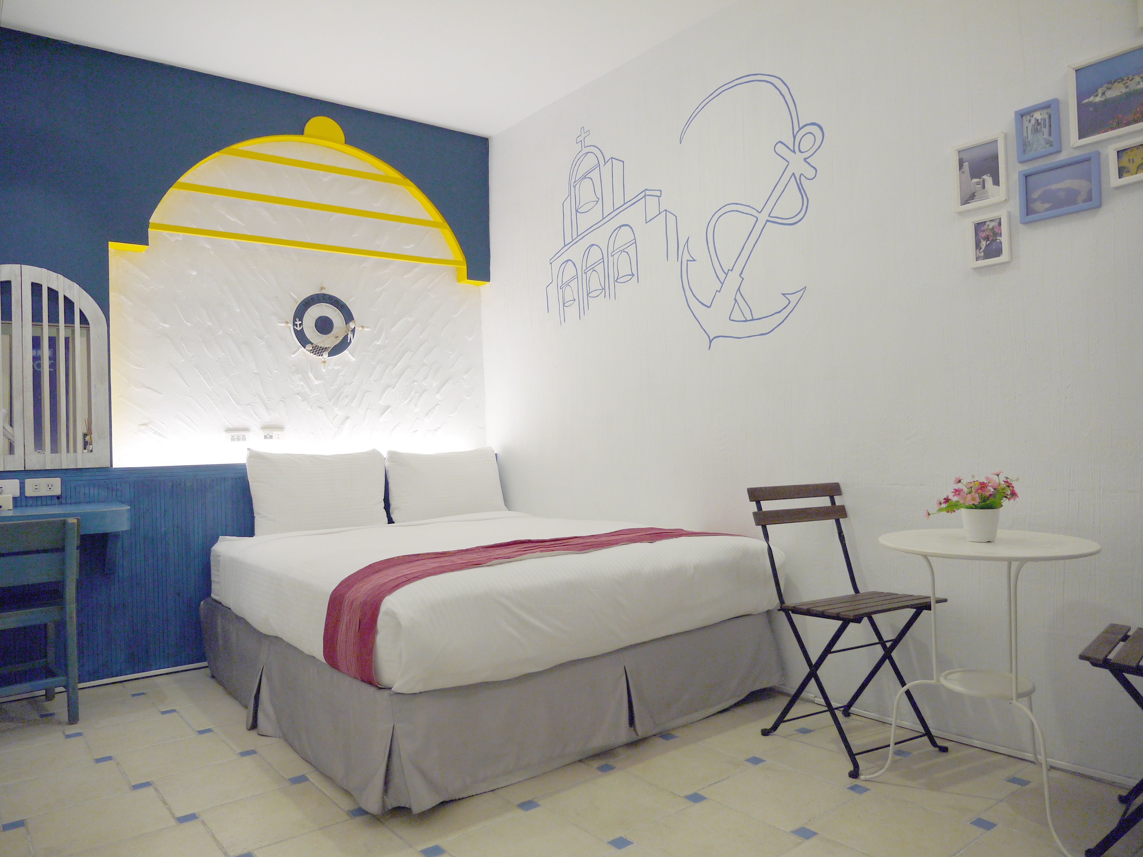 double room, no windows (502) | free wifi, bed sheets