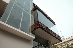 Front of property - Flat06 Tendean (Jakarta)
