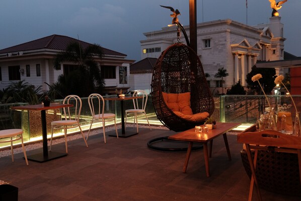 Cafe - Flat06 Tendean (Jakarta)