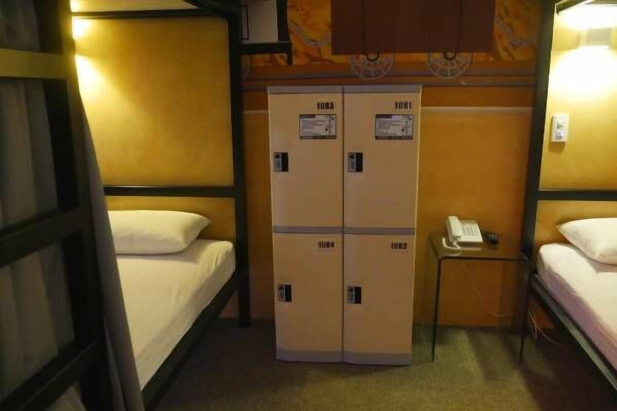 In-room safe, desk, soundproofing, free WiFi