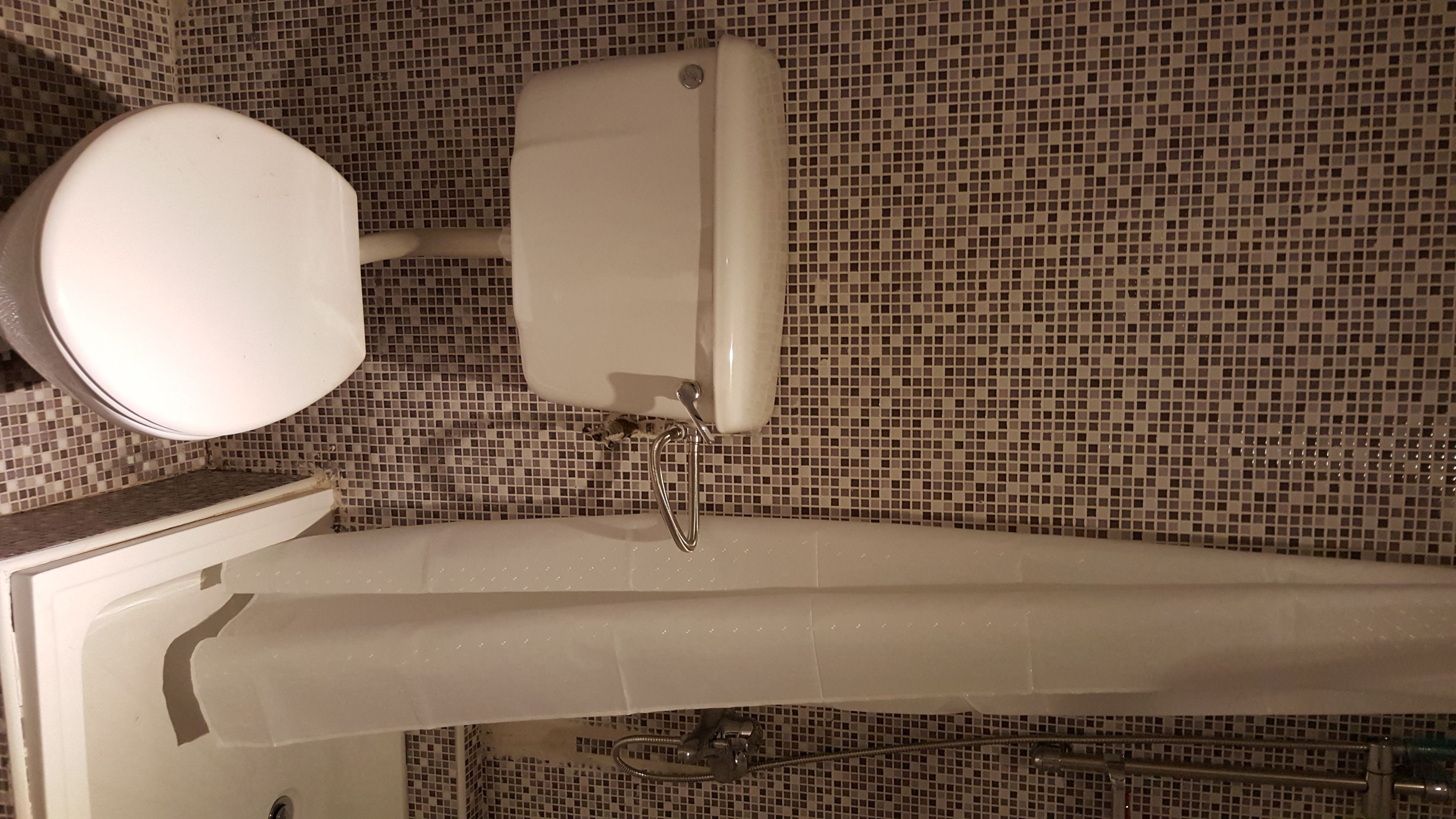 shower, free toiletries, towels