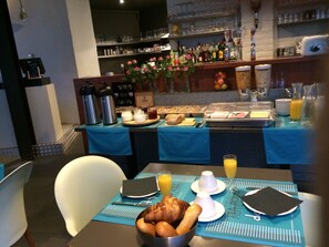 Petit déjeuner buffet compris tous les jours
