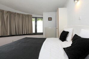 Bureau, lits bébé (en supplément), Wi-Fi gratuit