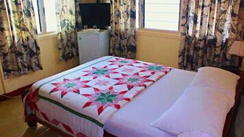 Phòng cơ bản | Két bảo mật tại phòng, truy cập Internet không dây miễn phí