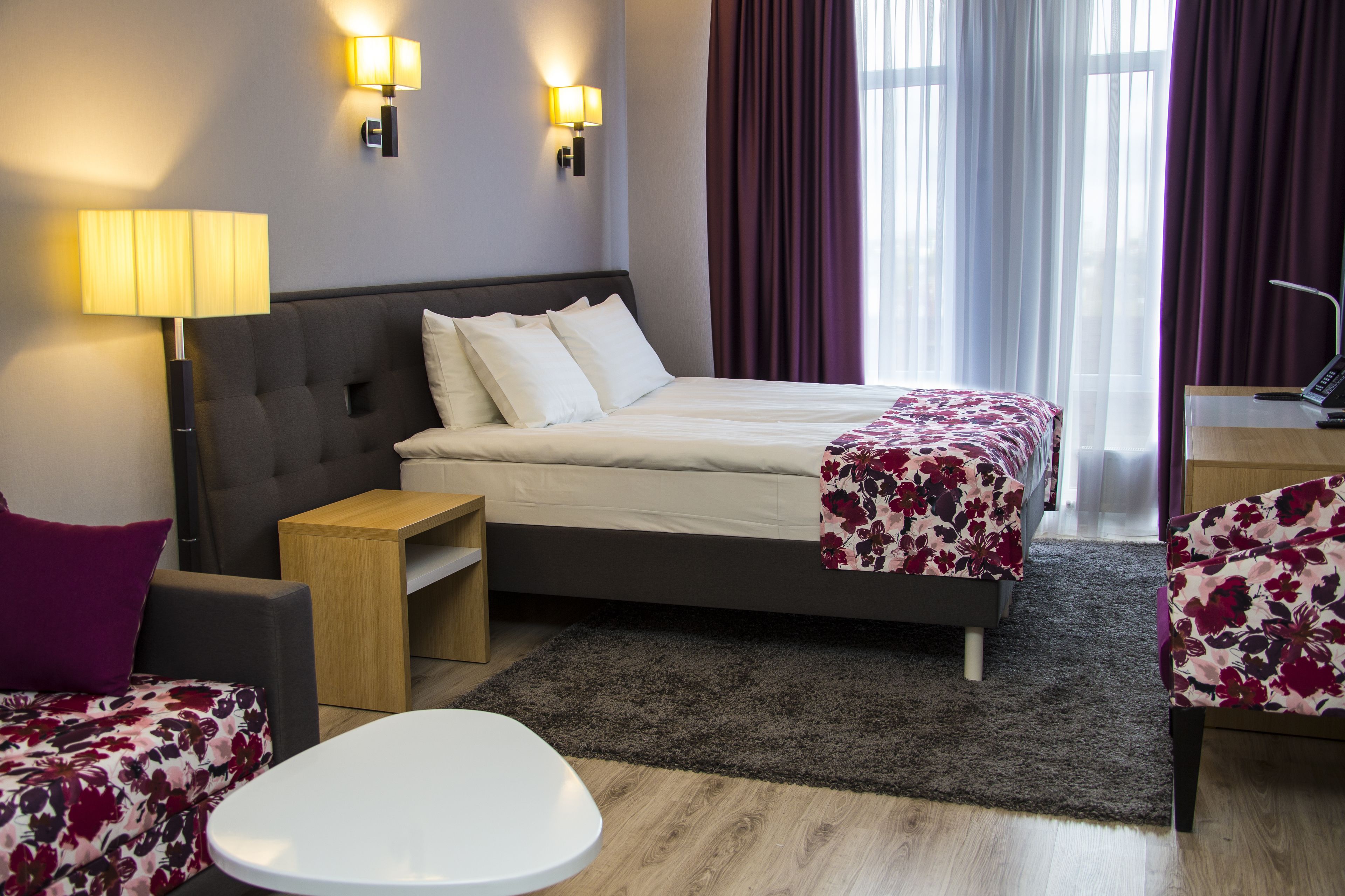 deluxe junior suite | 2 bedrooms, premium bedding, minibar, in-room safe