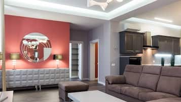 Presidential Suite, Multiple Beds | Living area | Plasma TV, heated floors