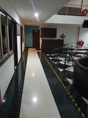 Single Room | Shared kitchen facilities - Hotel Grand Mutiara (Kuala Lumpur)