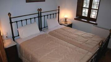 Free minibar items, in-room safe, soundproofing, free cots/infant beds