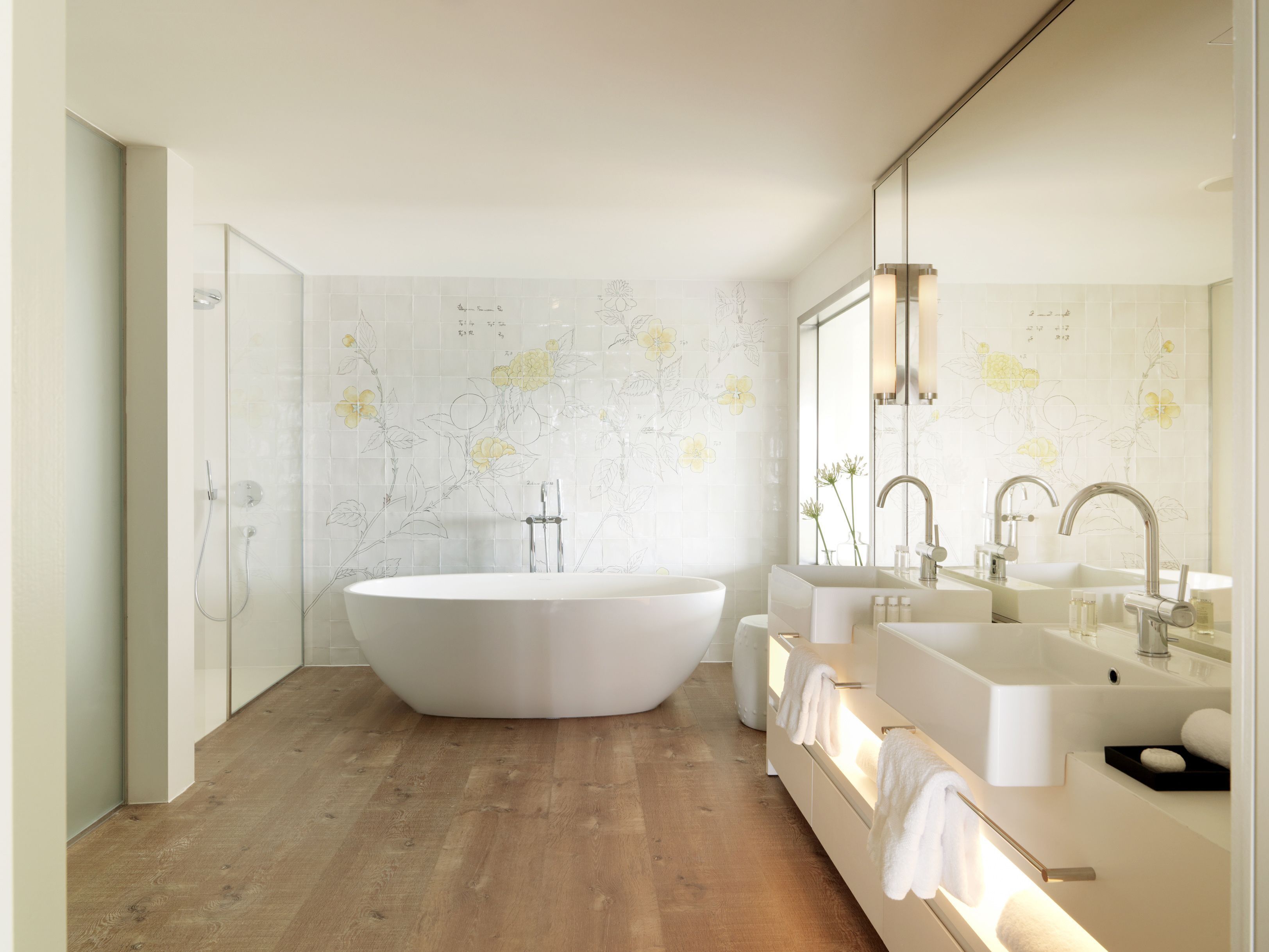 Bathroom | Free toiletries, hair dryer, bathrobes, slippers