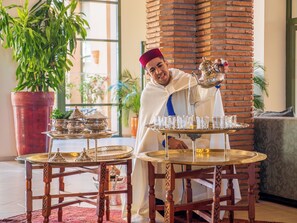 Lobby sitting area - Valeria Dar Atlas Resort All Inclusive (Marrakech)