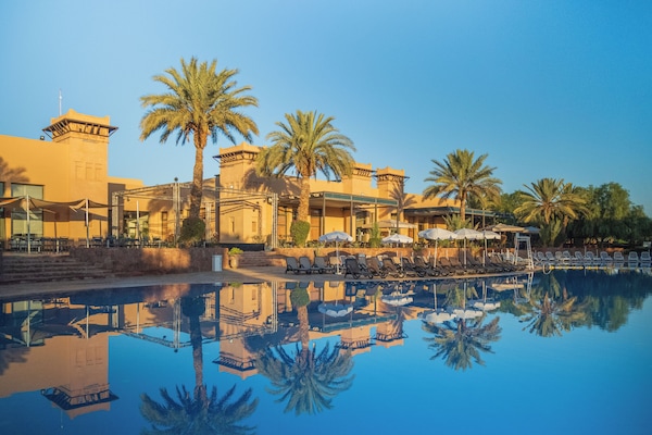 Indoor pool, 3 outdoor pools, pool umbrellas, sun loungers