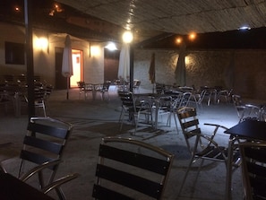 Breakfast, lunch and dinner served  - Hostal La Casa Grande (Nogueruelas)