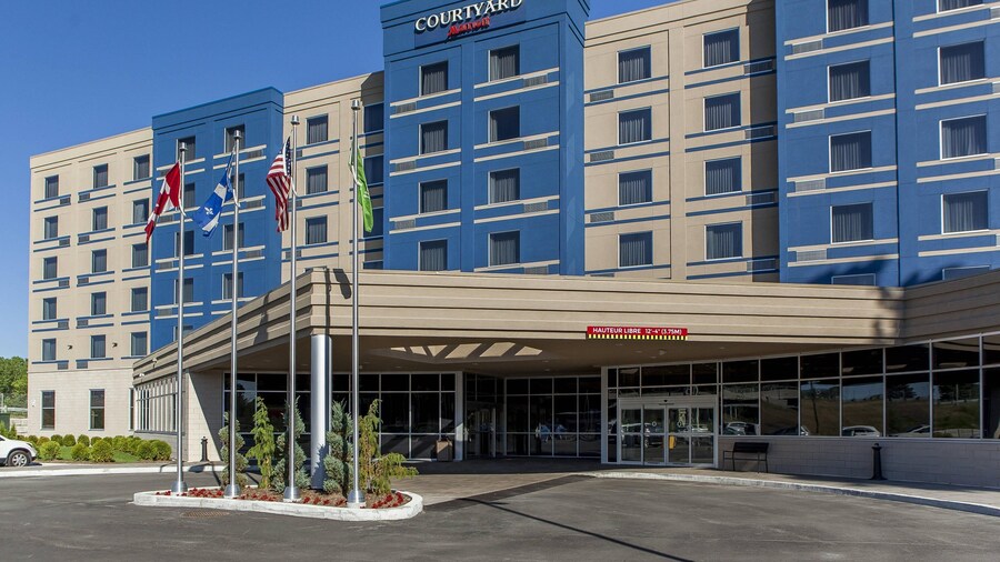Courtyard by Marriott Montreal West Island/Baie D'Urfe