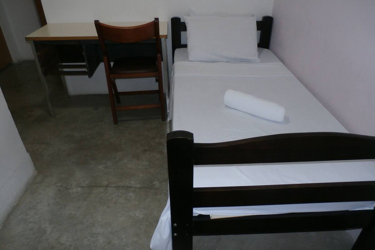 Executive Suite, 1 Bedroom | Premium bedding, WiFi (free), bed sheets