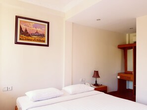 Superior Room | Minibar, desk, blackout drapes, iron/ironing board