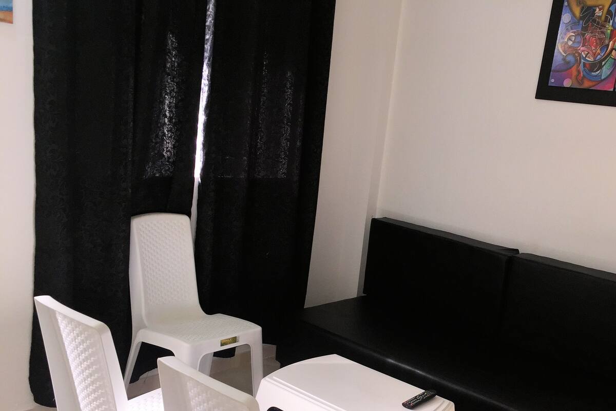 Apartamento 21 | Unika möbler, extrasängar, wi-fi och sängkläder