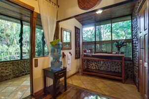 Individually decorated, desk, cots/infant beds, bed sheets