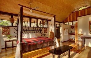 Deluxe Cabin, River View | Individually decorated, desk, cribs/infant beds, bed sheets - Table Rock Jungle Lodge (San Ignacio)