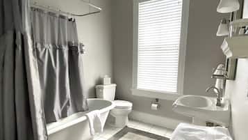 Room, 1 Queen Bed (The Shirling) | Bathroom | Designer toiletries, hair dryer, towels, soap
