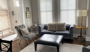 Living area - Hotel Laurance (Luray)
