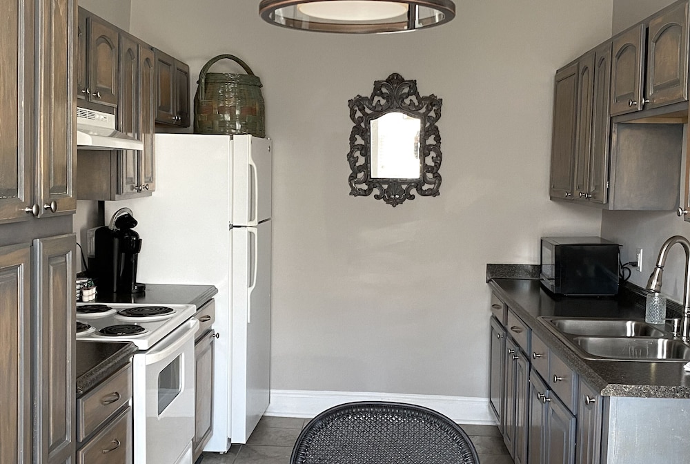 Hotel Laurance by null