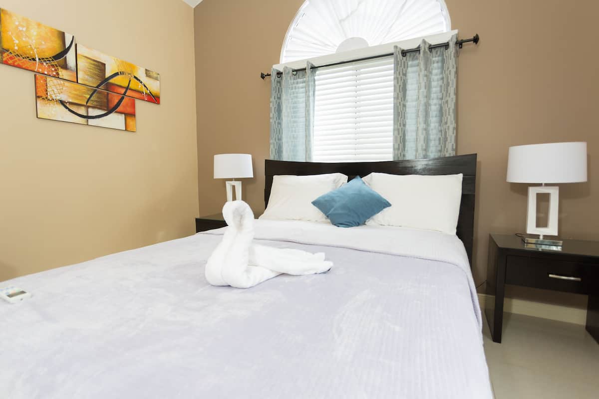 Family Villa, 2 Bedrooms, Accessible, Hill View | 2 bedrooms, Egyptian cotton sheets, premium bedding, in-room safe