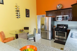 Casa familiar, 2 habitaciones, con acceso para personas discapacitadas, vista al jardín | 2 habitaciones y sábanas de algodón egipcio 