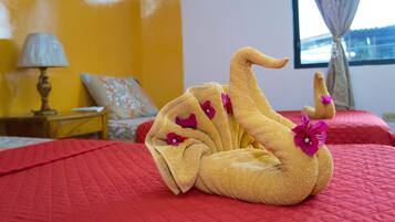 Minibar, individually decorated, individually furnished, free WiFi