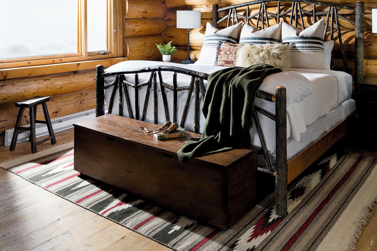 Room (Aspen) | Egyptian cotton sheets, premium bedding, down comforters, pillowtop beds