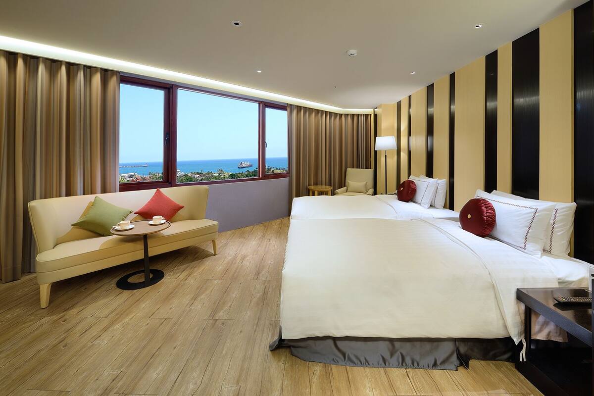 deluxe double room | premium bedding, in-room safe, desk, blackout curtains