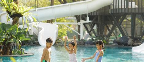 AuĂen-Kinderspielplatz