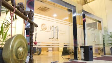 Pintu masuk properti