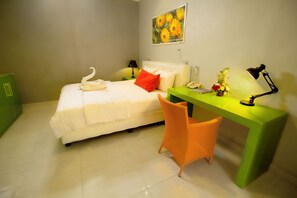 โต๊ะทำงาน, เตียงเสริม/เปล, Wi-Fi ฟรี