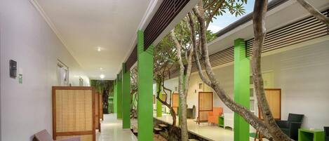 Khuôn viên nơi lưu trú