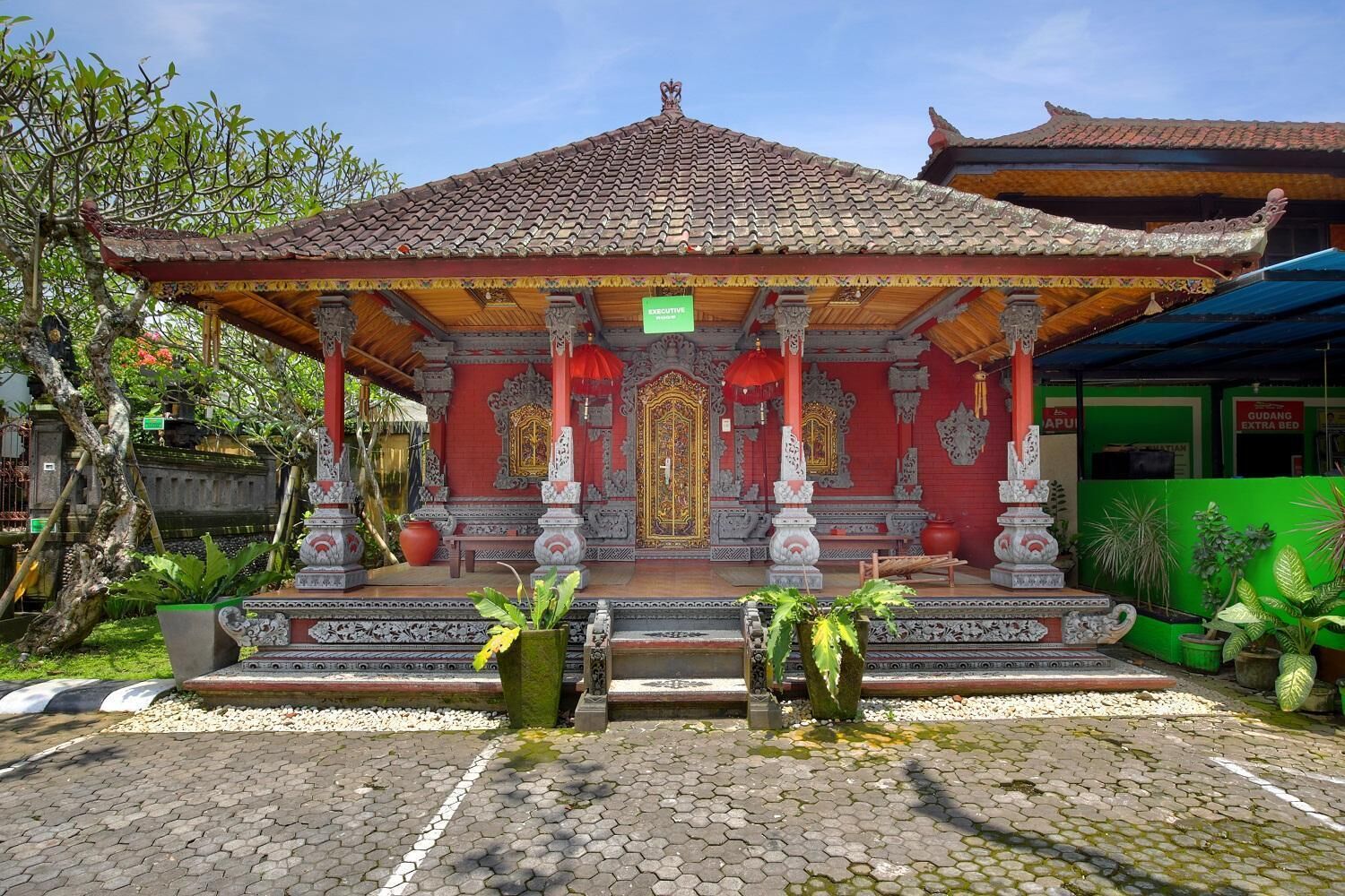 Tempat menarik