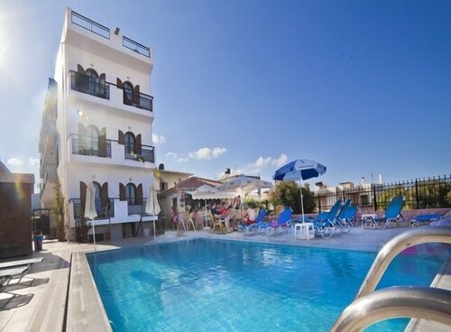 Arkadi Apartments by Checkin