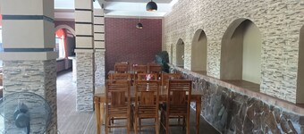 Café Johan Home Stay Senggigi