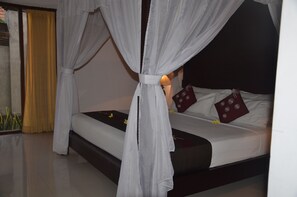 Villa, 1 Schlafzimmer, eigener Pool | Hochwertige Bettwaren, Minibar, Zimmersafe, Schreibtisch