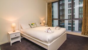Luxury Double Room, Private Bathroom - Canary Wharf Budget Apartments (London)