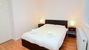 Unclassified image, 2 of 9, button - Apartment Wharf – London Excel Apartment (London)
